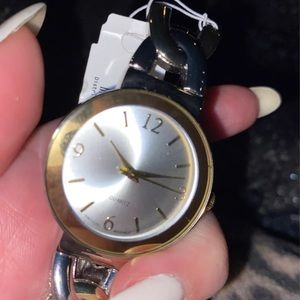 Silver stretchable watch